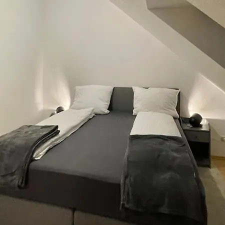 Feinzeit Lofty Luna - 3 Sz, 2 Baeder, 6 Gaeste, Parkplatz, Ruhe & Komfort Бамберг