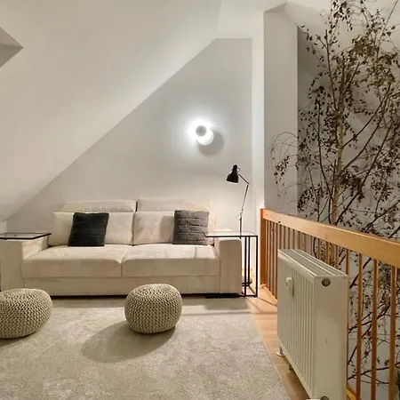 Apartment Feinzeit Lofty Luna - 3 Sz, 2 Baeder, 6 Gaeste, Parkplatz, Ruhe & Komfort