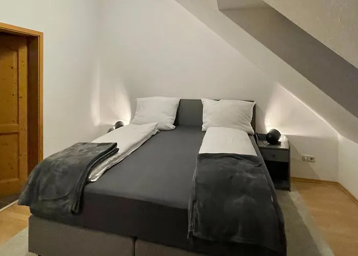 Feinzeit Lofty Luna - 3 Sz, 2 Baeder, 6 Gaeste, Parkplatz, Ruhe & Komfort Bamberg